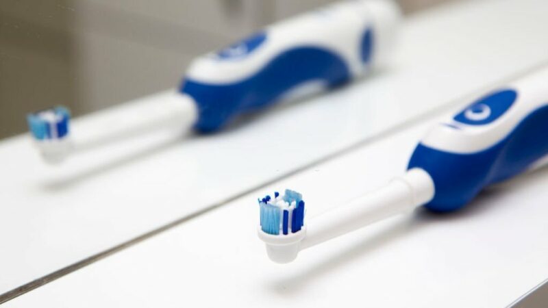 electric toothbrush - electric vs manual toothbrush