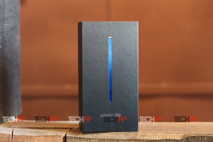 [First Cut] Samsung Galaxy Note 10 Lite: More Note inside than outside